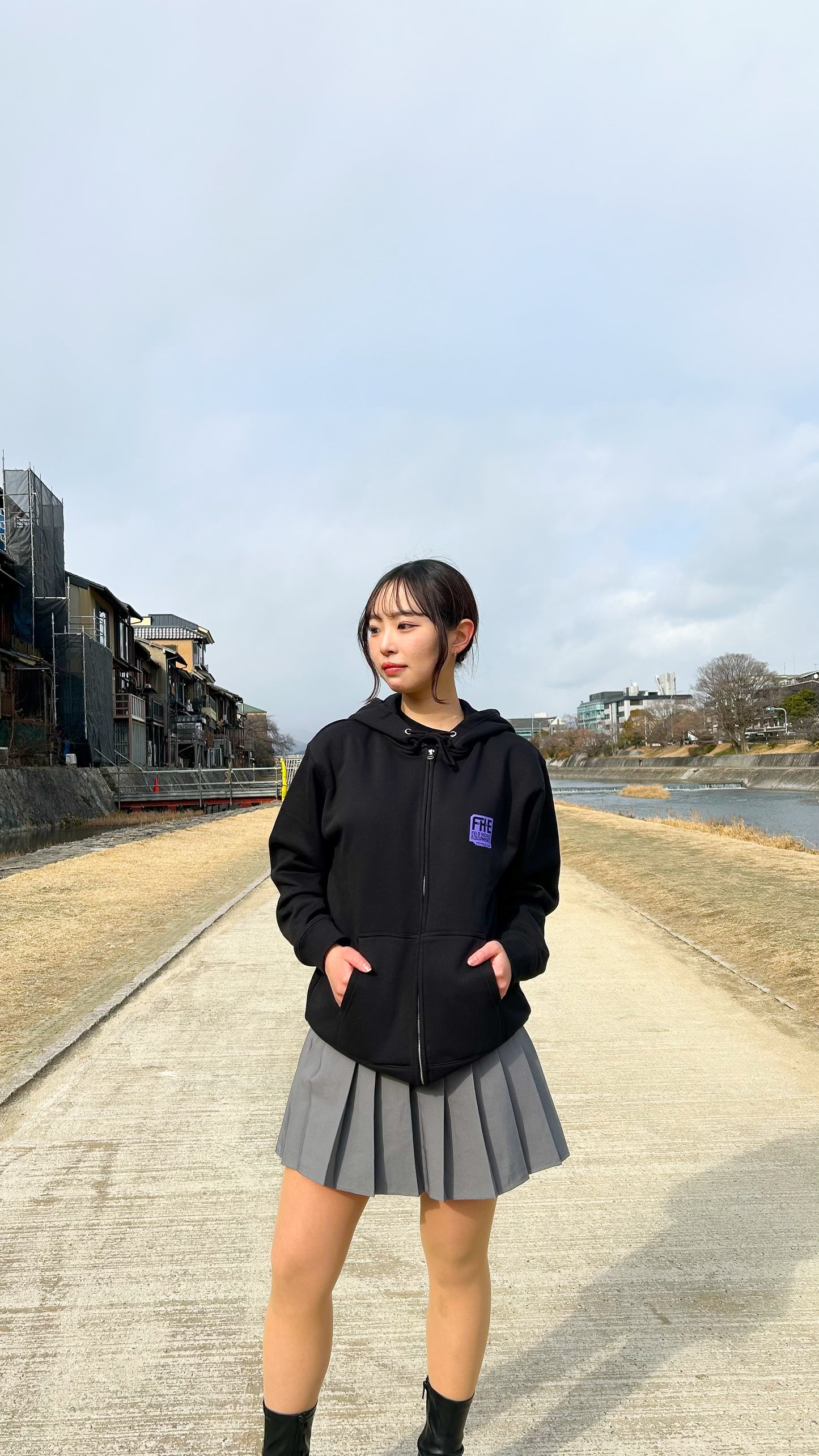 F-H-E ジップパーカー グレー/ブラック